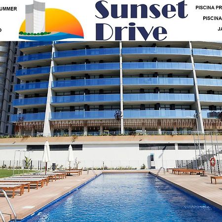 Sunset Drive Benidorm By Mar Holidays Esterno foto