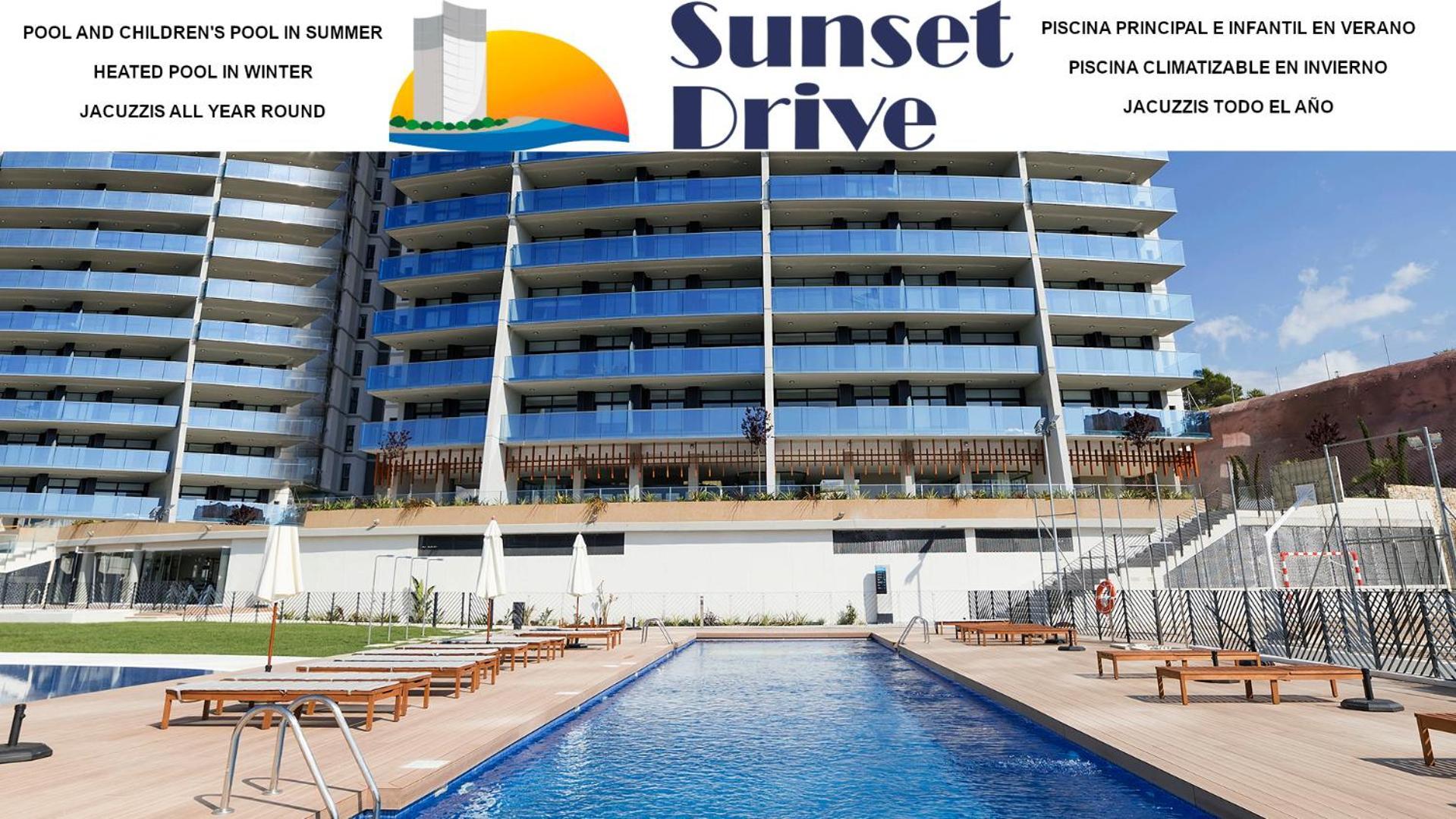 Sunset Drive Benidorm By Mar Holidays Esterno foto