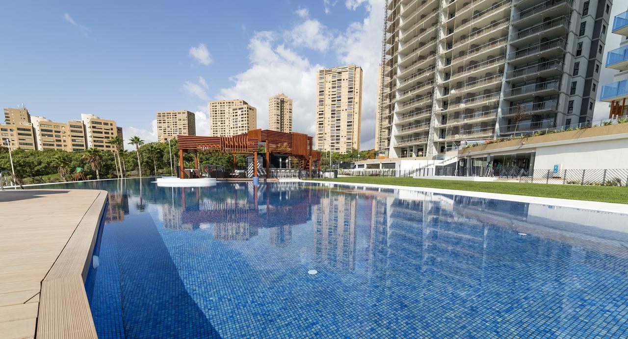 Sunset Drive Benidorm By Mar Holidays Esterno foto