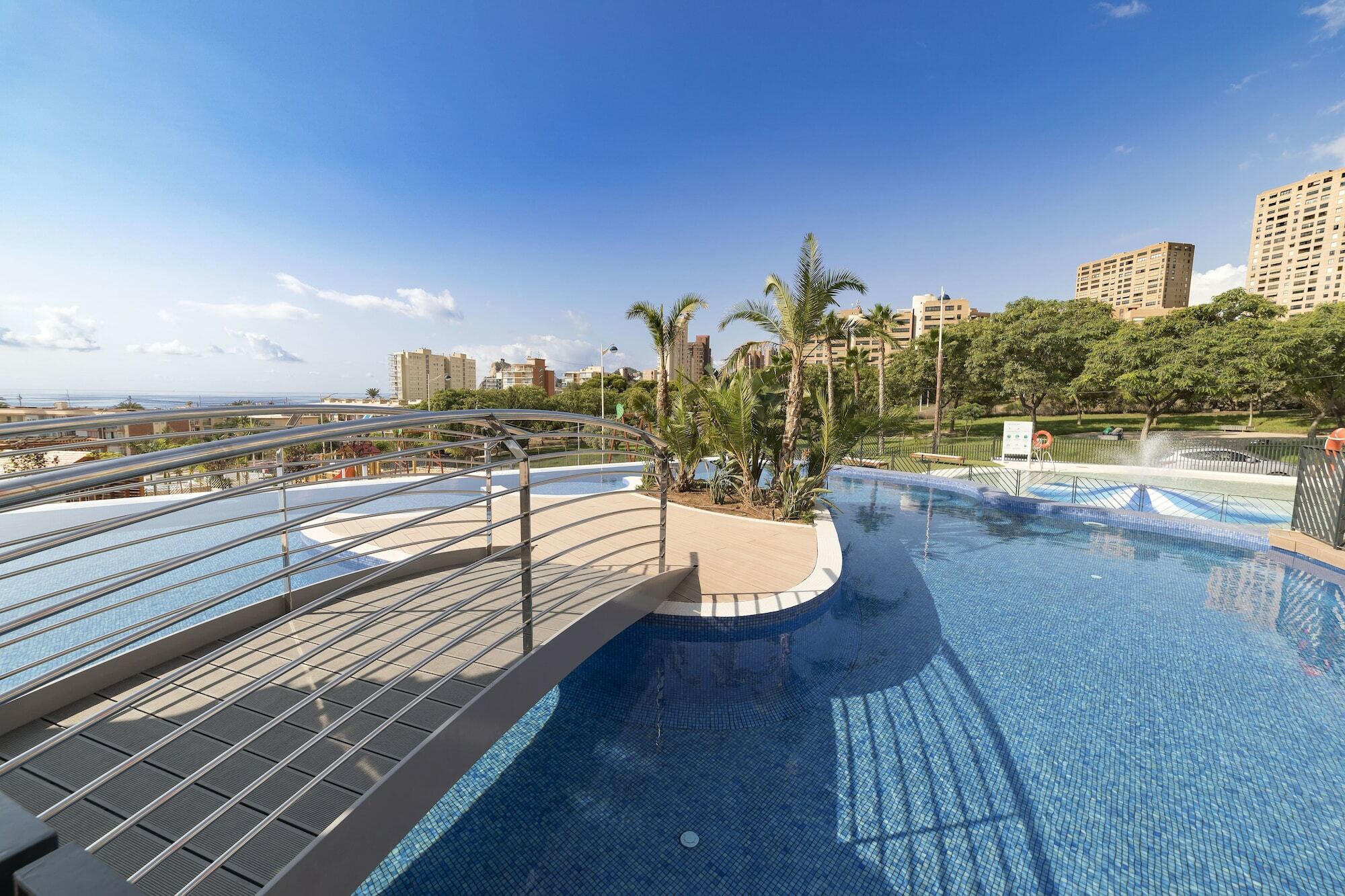Sunset Drive Benidorm By Mar Holidays Esterno foto